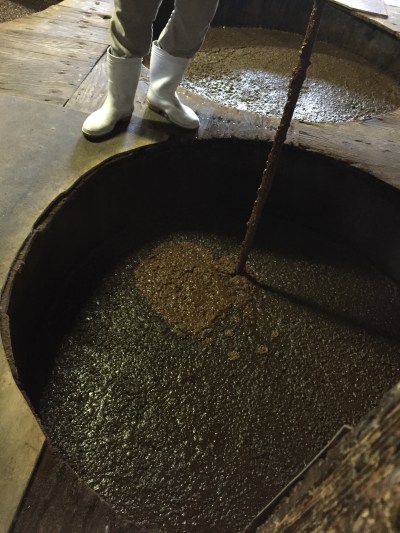 the sauce become darker, and it has been proceed since 3,5 years ago